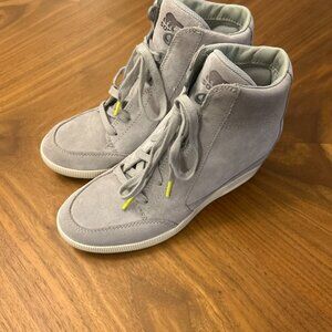 Womens Sorel Size 8 Out N' About Wedge Gray
